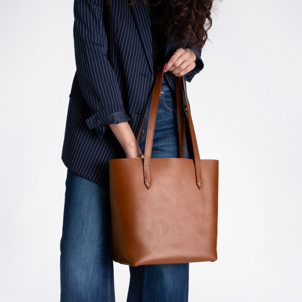 Everyday Tote | Cuero (M) (Gold)
